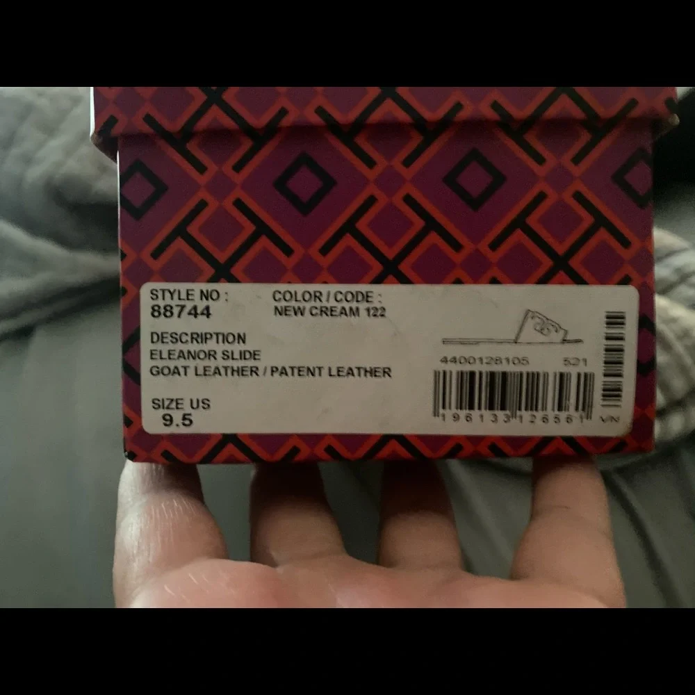 Tory Burch slides size 9.5 brand new - Picture 2 of 6